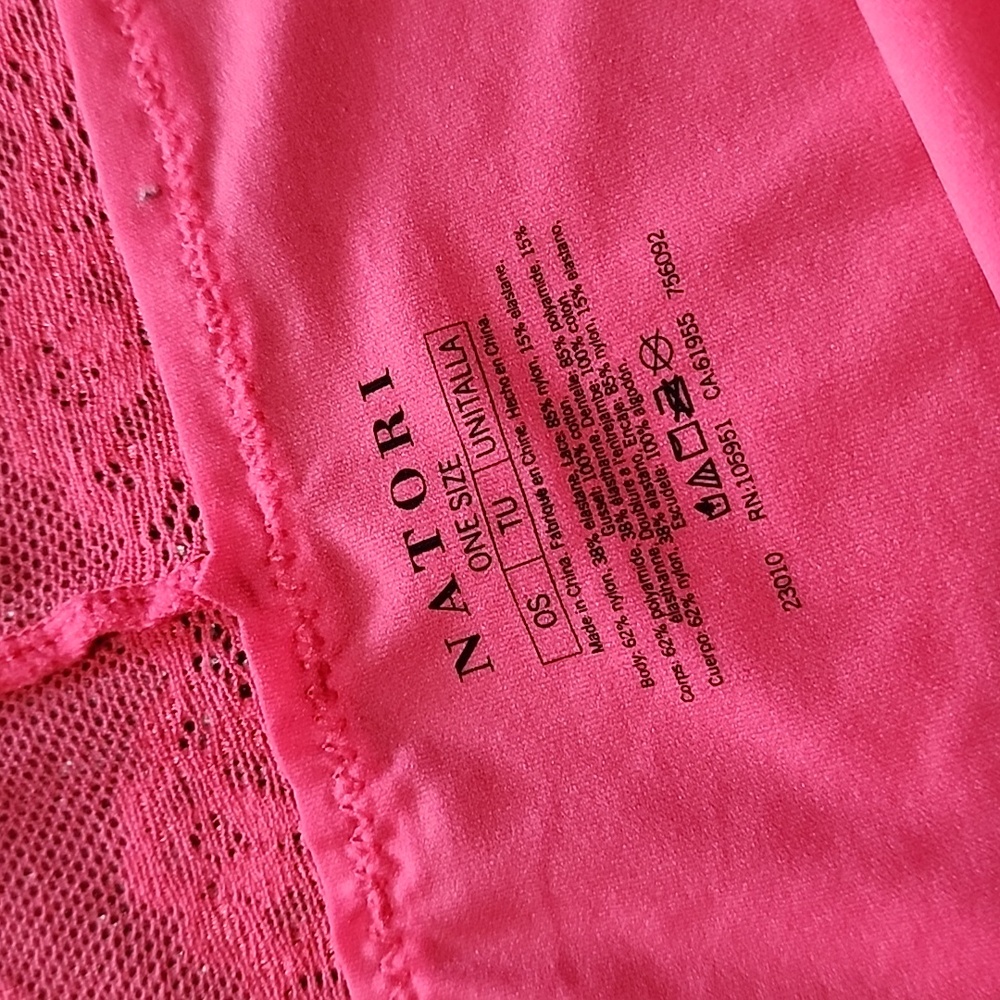 Natori "Bliss Perfection" v-kini Panty - Picture 3 of 4